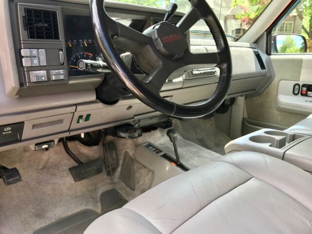 1994 Chevrolet Suburban LT - photo 12