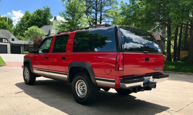 1994 Chevrolet Suburban LT - photo 4