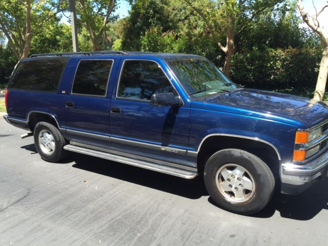 1994 Chevrolet Suburban - photo 2