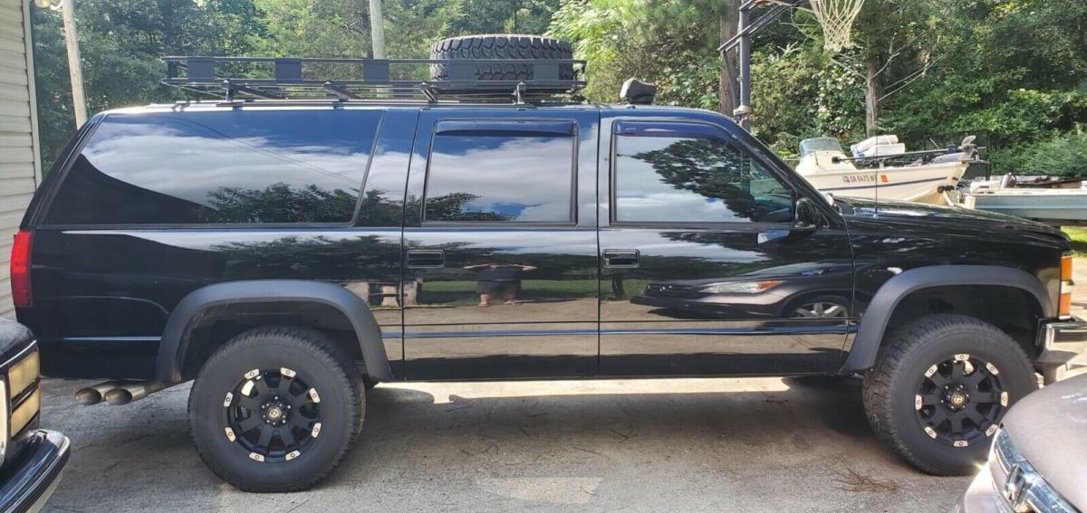 1994 Chevrolet Suburban C1500 2WD (Mechanic Special) Needs Transmission! 1994 Chevrolet Suburban C1500