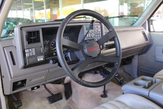 1994 Chevrolet Suburban -- - photo 12