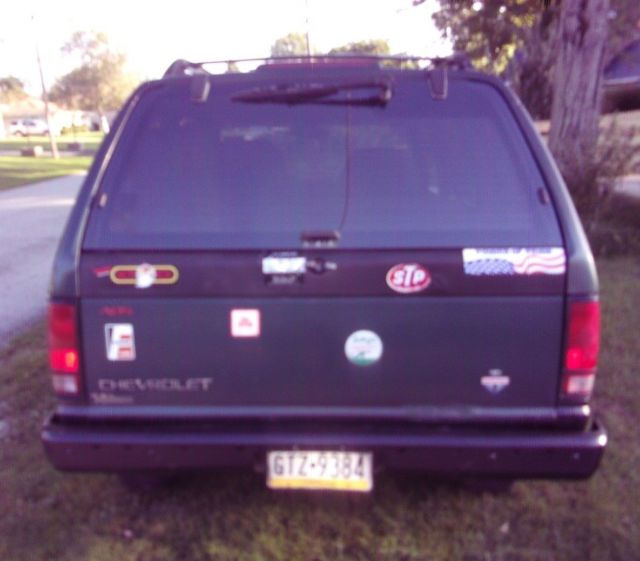 1994 Chevrolet Tahoe LT PACKAGE - photo 2