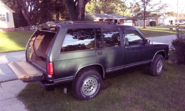 1994 Chevrolet Tahoe LT PACKAGE - photo 9