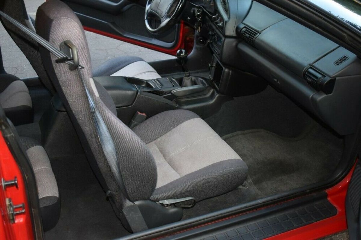 1994 Chevrolet Camaro Z28 - photo 12
