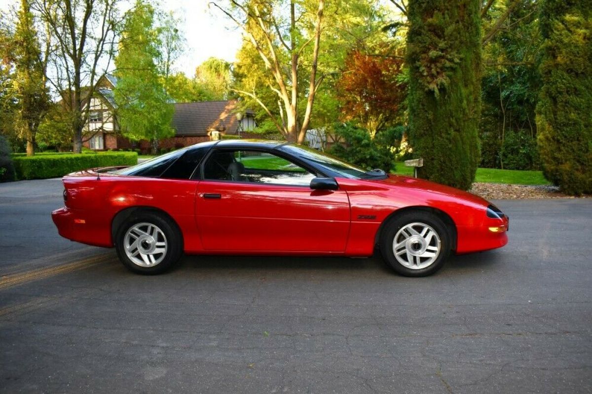1994 Chevrolet Camaro Z28 - photo 2