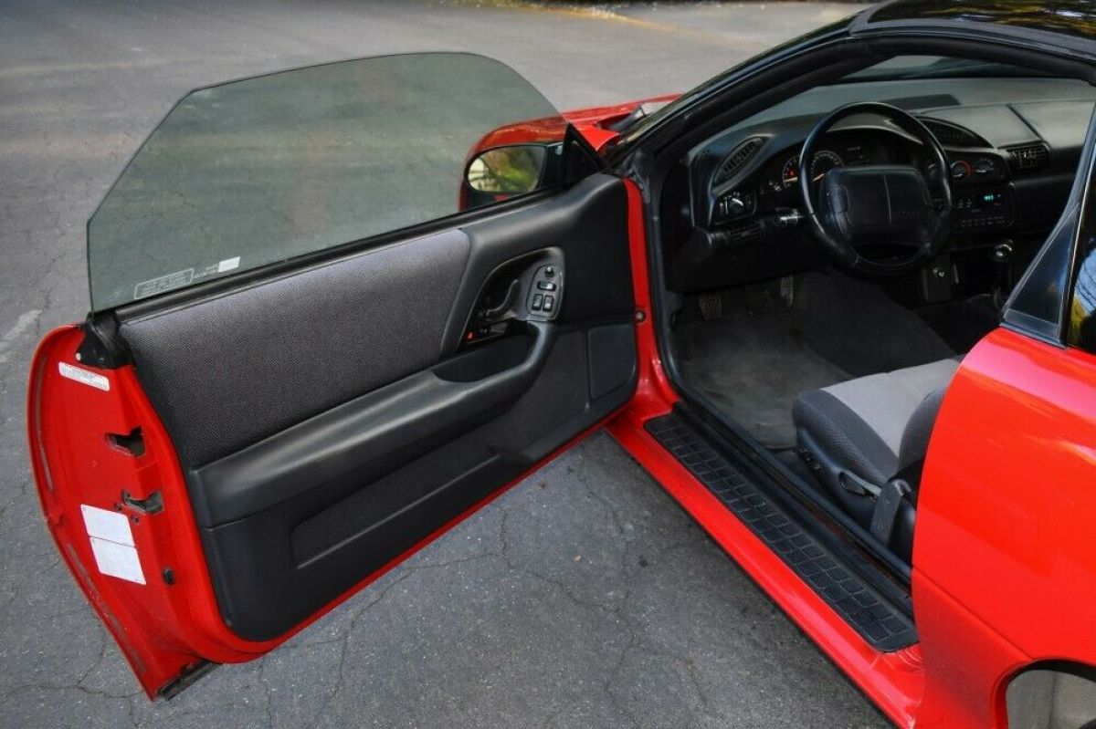 1994 Chevrolet Camaro Z28 - photo 9