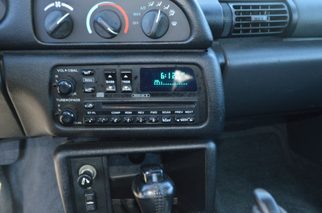 1994 Chevrolet Camaro Z28 Convertible 2-Door - photo 10