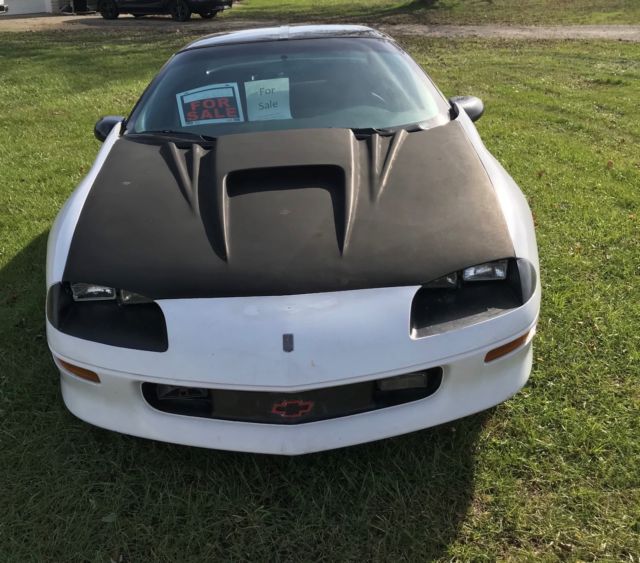 1994 Chevrolet Camaro z28 - photo 2