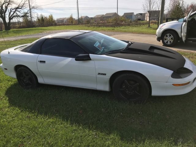 1994 Chevrolet Camaro z28 - photo 4