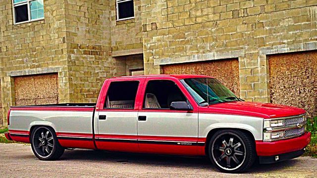 1994 Chevrolet C/K Pickup 3500 - photo 2