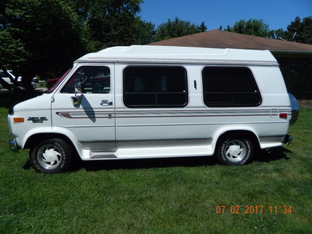 1994 CHEVY DISCOVERY CONVERSION VAN..ONLY 88K MILES!! 1994 Chevrolet G20 Van CONVERSION