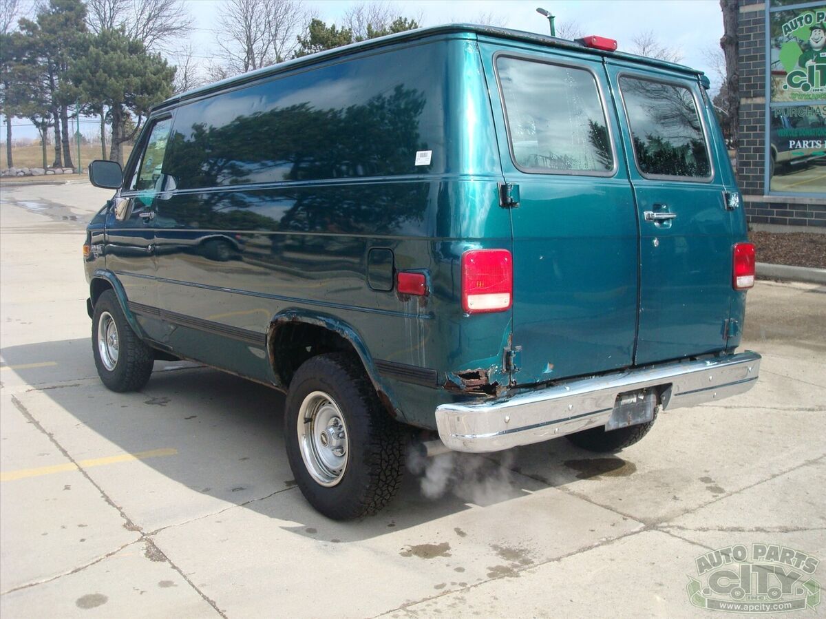 1994 Chevrolet G10 Van WE SHIP ! CARGO VAN - photo 4