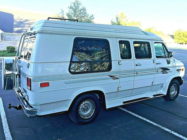 1994 Chevrolet G20 Van Starcraft Custom Conversion - photo 5