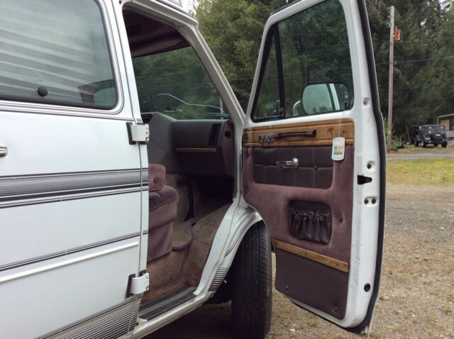 1994 Chevrolet G20 Van Explorer - photo 10