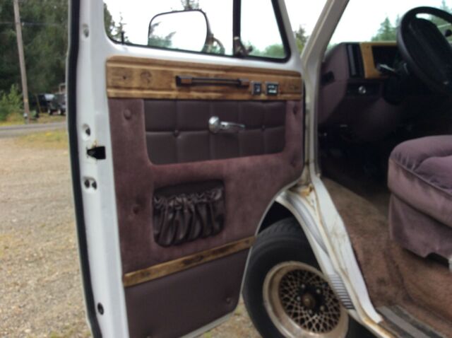 1994 Chevrolet G20 Van Explorer - photo 11