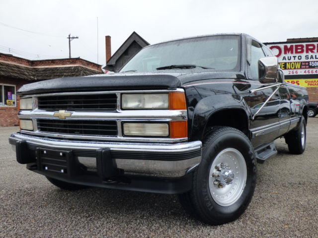 1994 CHEVY GMT400/ K2500- 4SPEED W/OD+LOW- 80K MILES- SPOTLESS- CLASSIC! 1994 Chevrolet C/K Pickup 2500 Base Extended Cab Pickup 2-Door