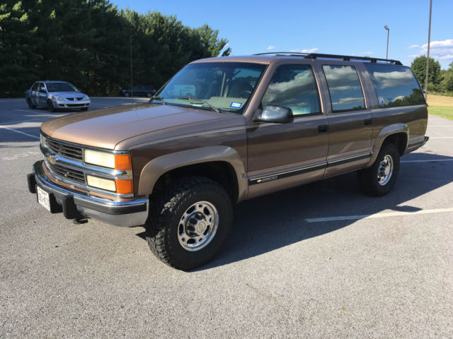 1994 Chevy K2500 Suburban 454, auto, 4x4, rust free Texas truck 1994 Chevrolet Suburban