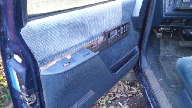 1994 Chevrolet C/K Pickup 3500 Extended Cab - photo 6