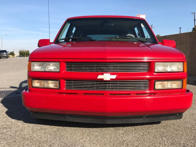 1994 Chevrolet Suburban - photo 7
