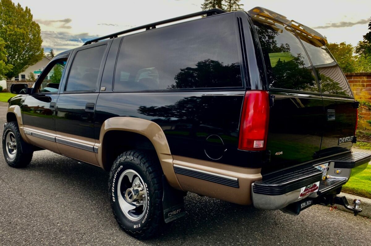 1994 Chevrolet Suburban - photo 3