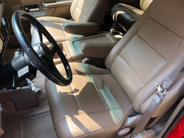 1994 Chevrolet Suburban - photo 10