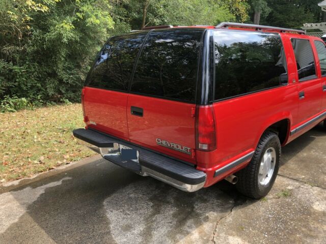 1994 Chevrolet Suburban - photo 3