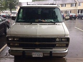 1994 Chevy Van -- Beauville 1994 Chevrolet G20 Van