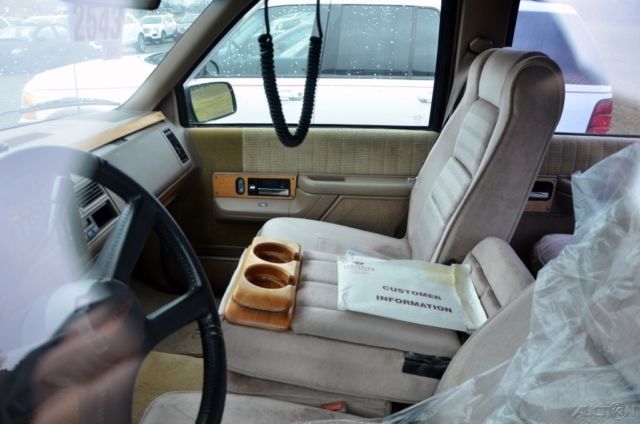 1994 Chevrolet C/K Pickup 3500 Cheyenne - photo 3