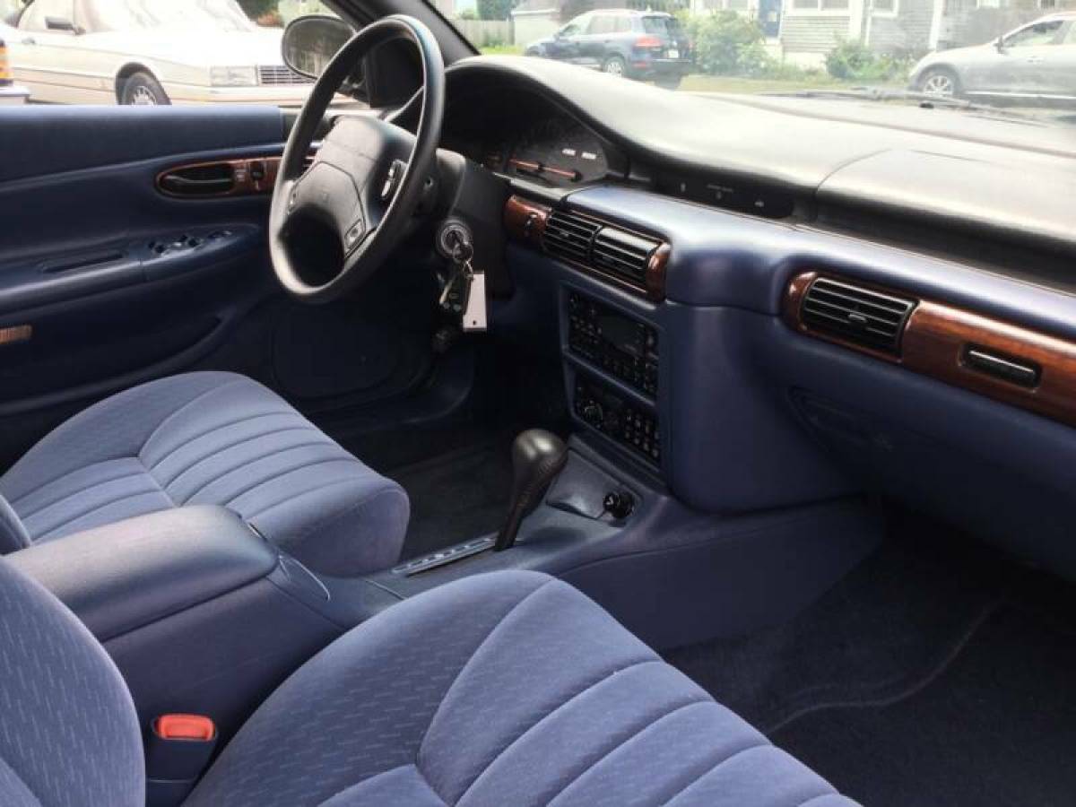 1994 Chrysler Concorde Base 4dr Sedan - photo 10
