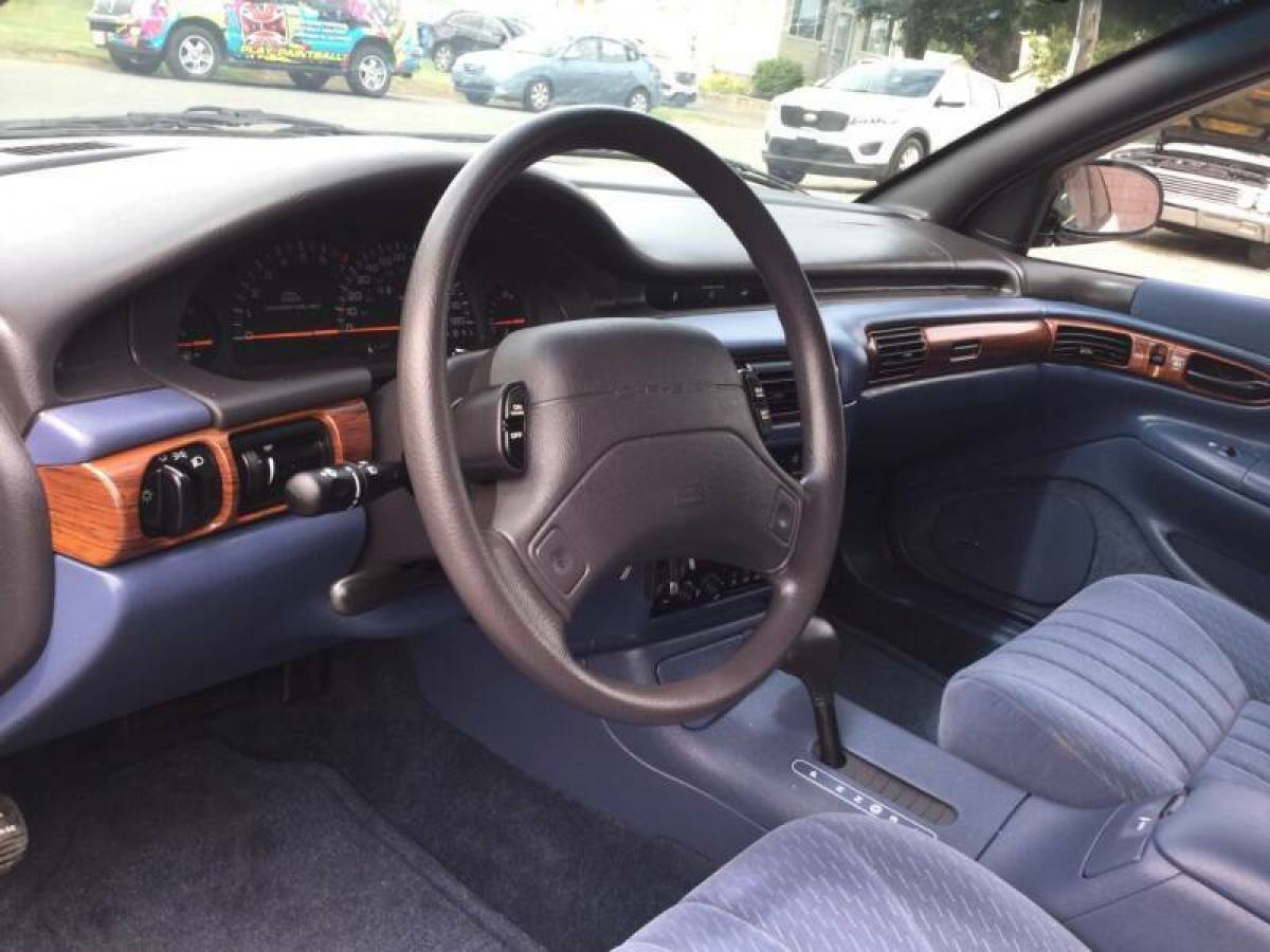 1994 Chrysler Concorde Base 4dr Sedan - photo 8