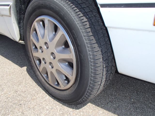 1994 Chrysler LeBaron - photo 10