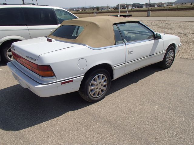 1994 Chrysler LeBaron - photo 4