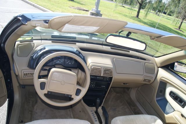 1994 Chrysler LeBaron Convertible - photo 10
