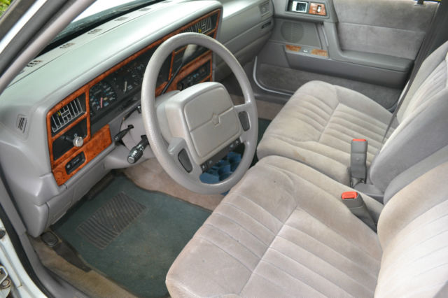 1994 Chrysler LeBaron - photo 7