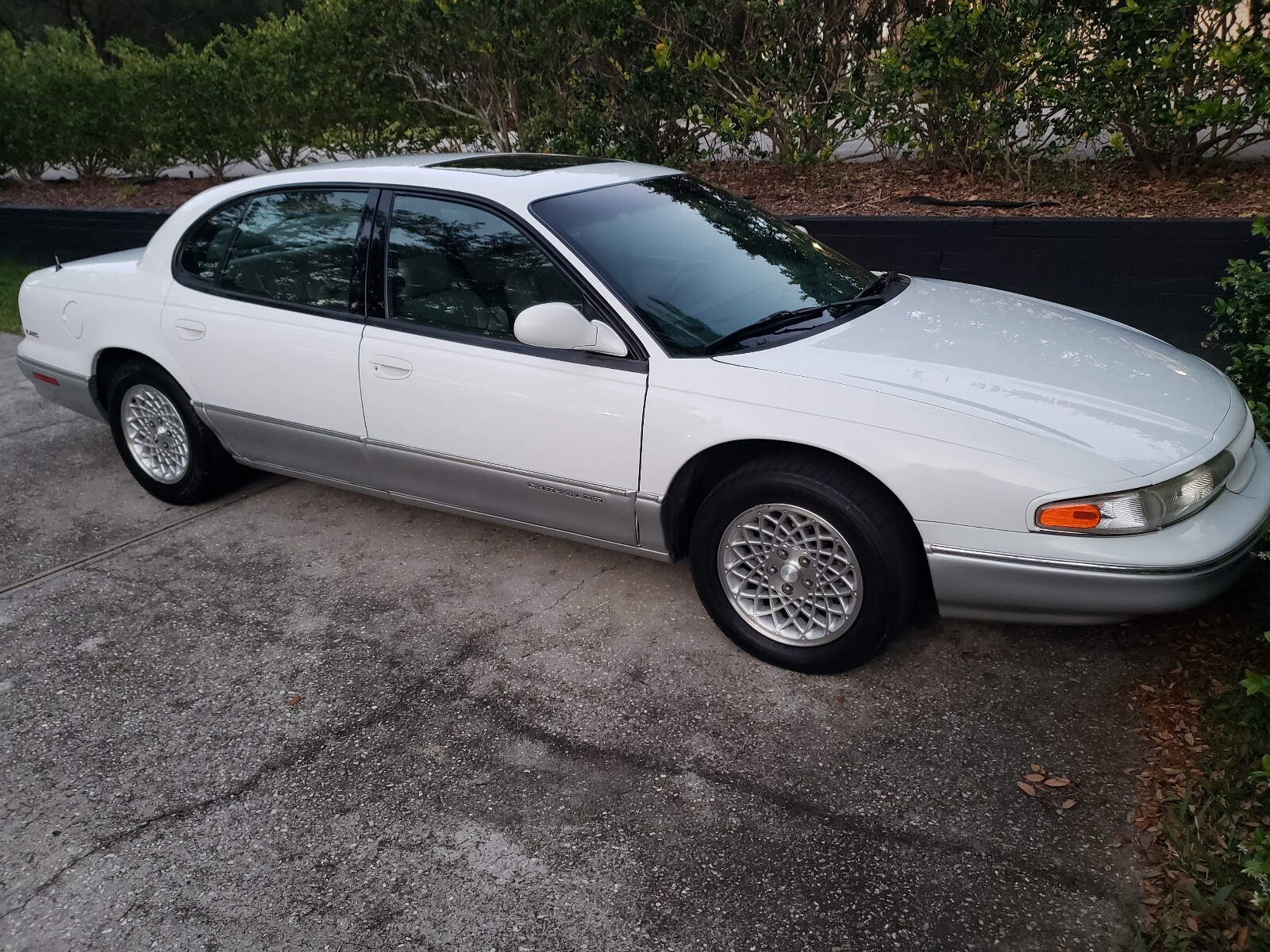 1994 Chrysler LHS - photo 12