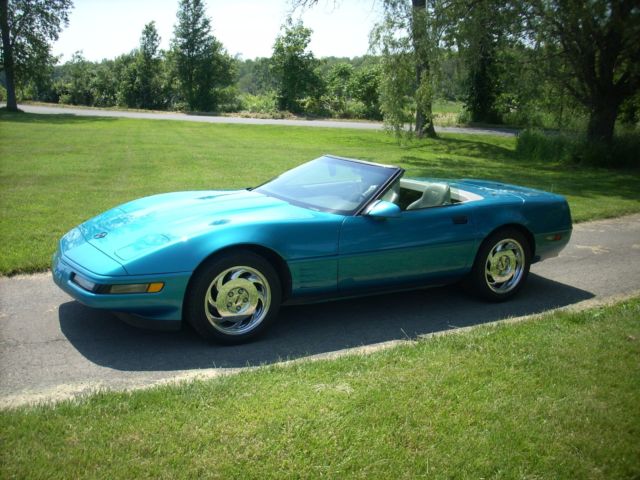 1994 Chevrolet Corvette Convertible - photo 12