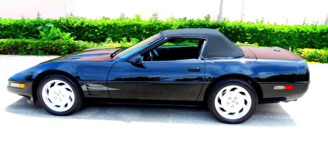 1994 Corvette Convertible 6 Speed manual,14 k originl mi 1994 Chevrolet Corvette