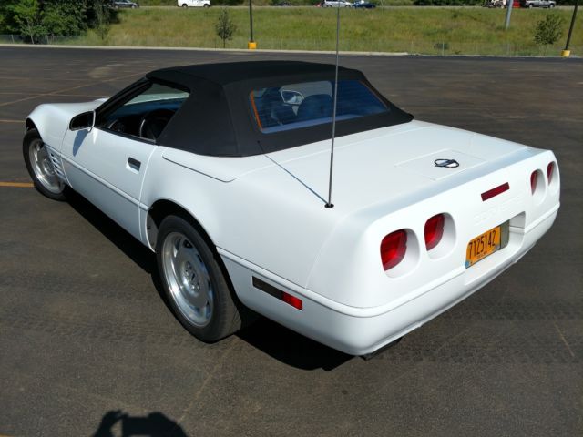 1994 Chevrolet Corvette Convertible - photo 4