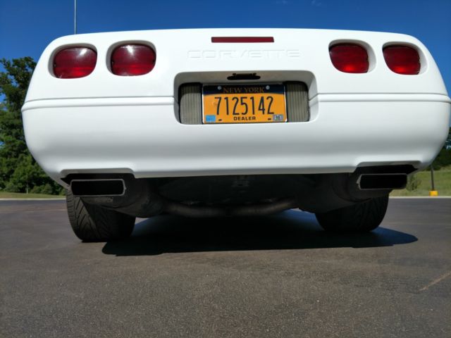 1994 Chevrolet Corvette Convertible - photo 7