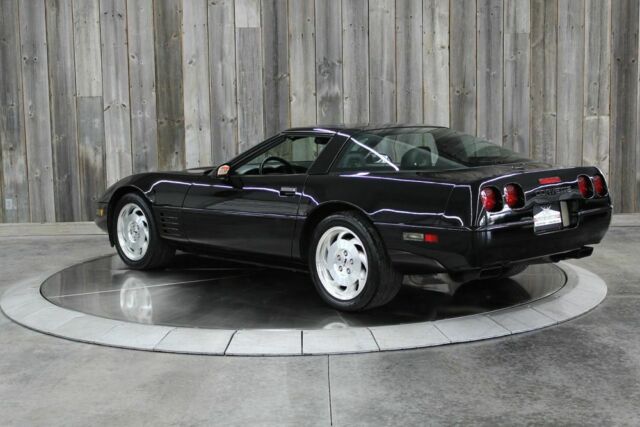 1994 Chevrolet Corvette Low Miles Great Condition Loaded w/Options - photo 3