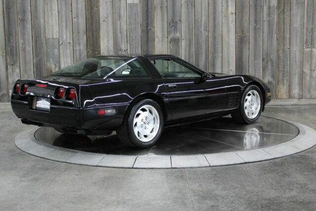 1994 Chevrolet Corvette Low Miles Great Condition Loaded w/Options - photo 4