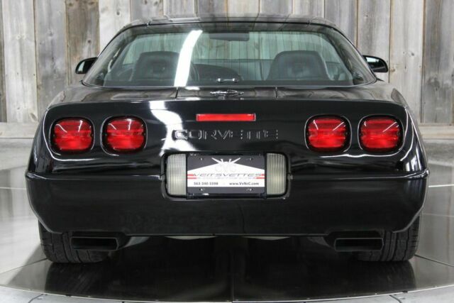 1994 Chevrolet Corvette Low Miles Great Condition Loaded w/Options - photo 8