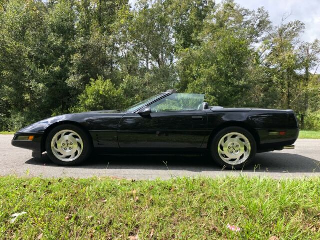 1994 Chevrolet Corvette Convertible - photo 5
