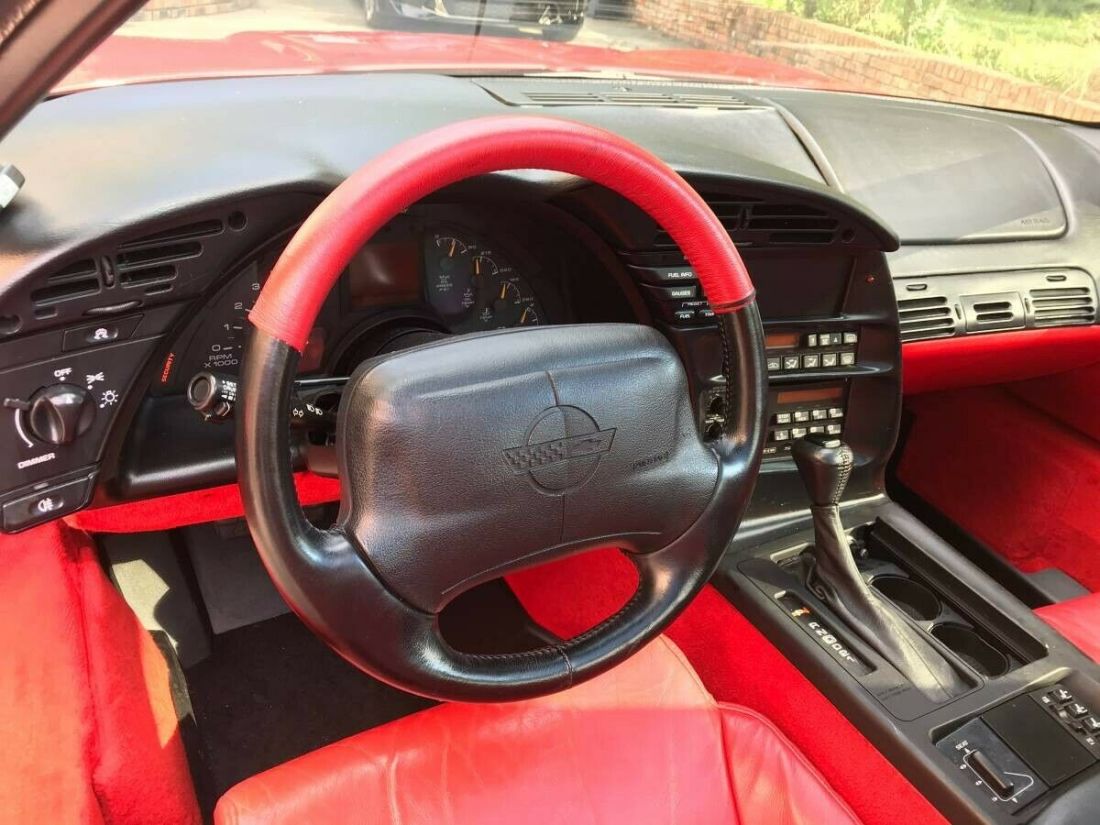 1994 Chevrolet Corvette - photo 13