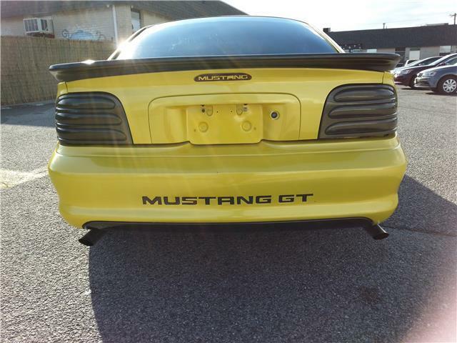 1994 Ford Mustang GT - photo 13