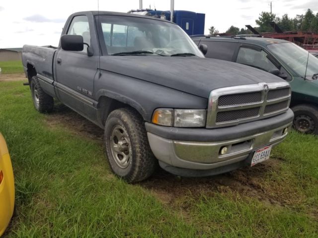 1994 DODGE 1500 WITH 225,270 MILES HAS KEY STARTS AND DRIVES 1994 Dodge Ram 1500