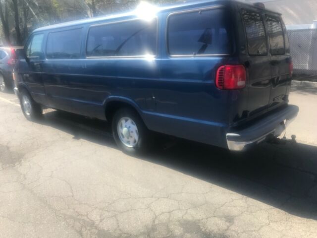 1994 Dodge Ram Van - photo 4