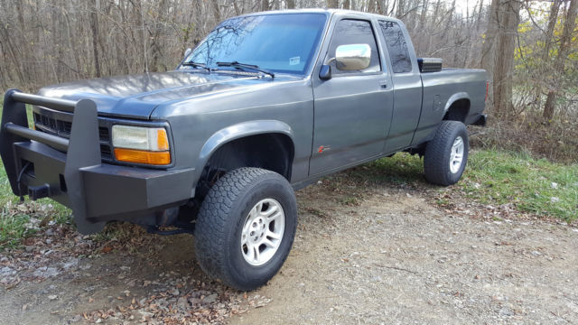 1994 Dodge Dakota 4X4 4bt Cummins Turbo Diesel 1994 Dodge Dakota SLT Extended Cab Pickup 2-Door