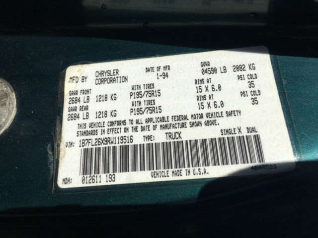 1994 Dodge Dakota Sport Standard Cab Pickup 2-Door - photo 3