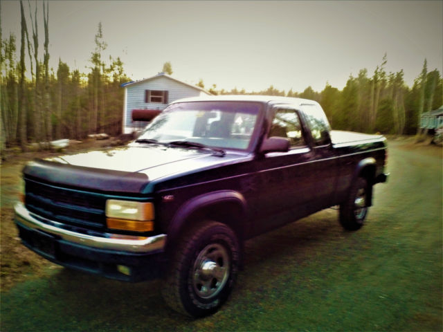 1994 Dodge Dakota Sport Extended Cab Pickup 2-Door - photo 3